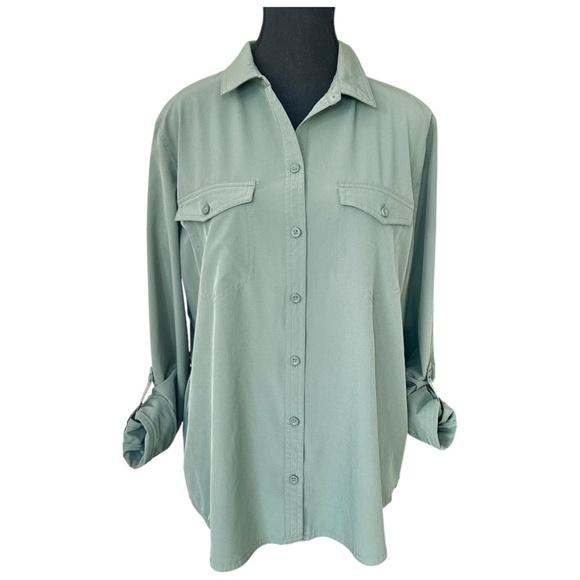 Eddie Bauer Women's Long Sleeve Button Down Blouse, Collared, Classic Fit Large - Picture 1 of 5